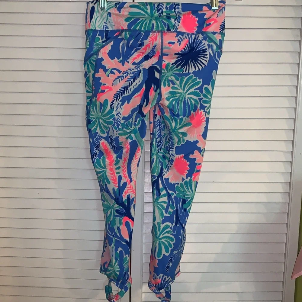 Lilly Pulitzer luxletic Tropical Leggings small - Picture 3 of 11